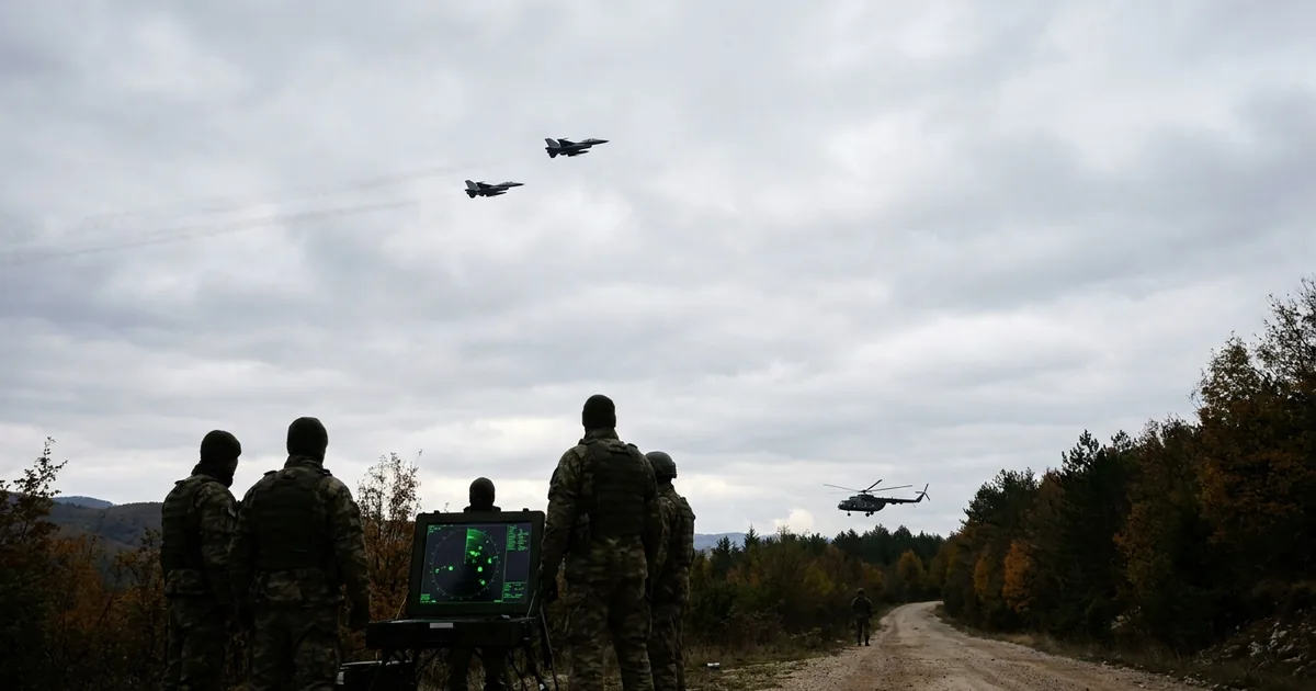 Romanya sınırına yakın 3 dron tespit edildi: F-16'lar havalandı - Bosna Haber