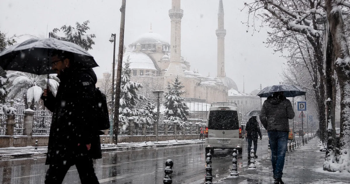 ABD Avrupa'daki Stratejik Bomardıman Uçaklarını ve Hipersonik