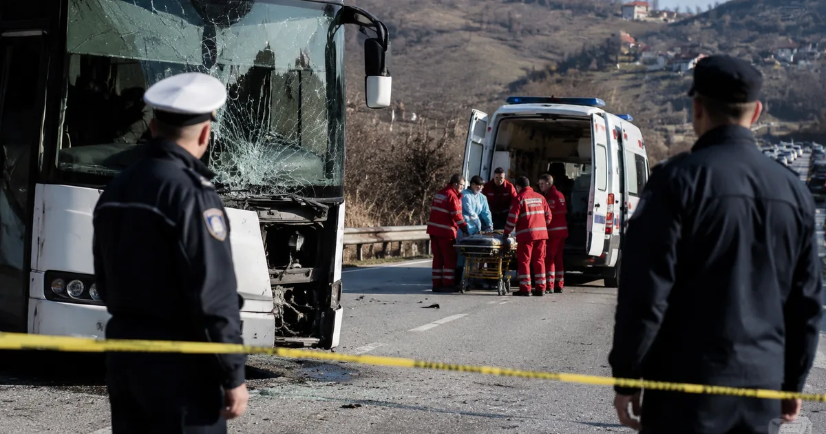 Mrkonjić Grad'da Otobüs Kazası: Çocuklar da Dahil 9 Yaralı