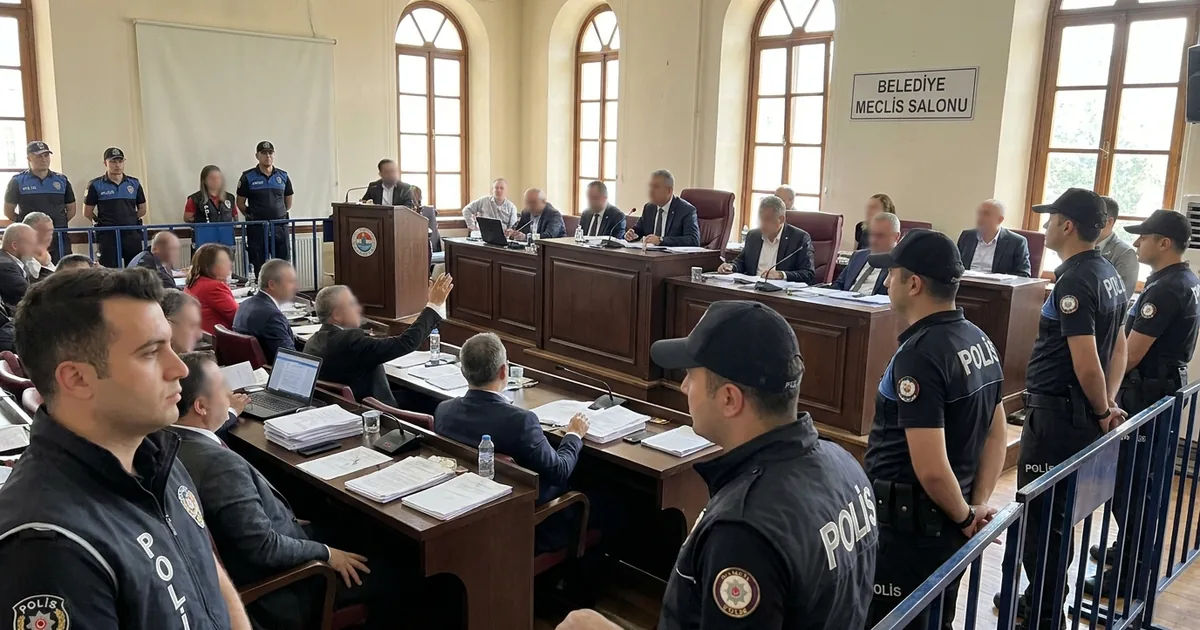Kongre'den Trump'a İran darbesi: Yeni oylama tamamlandı