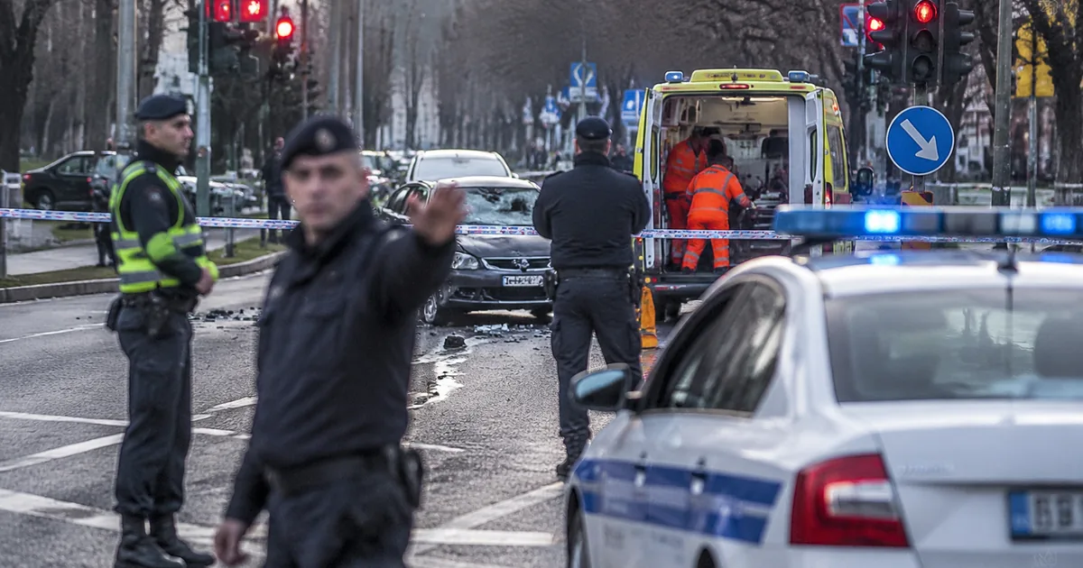 Zagreb'de Otomobil Kazası: 22 Yaşındaki Kurban, Kaçan Sürücü