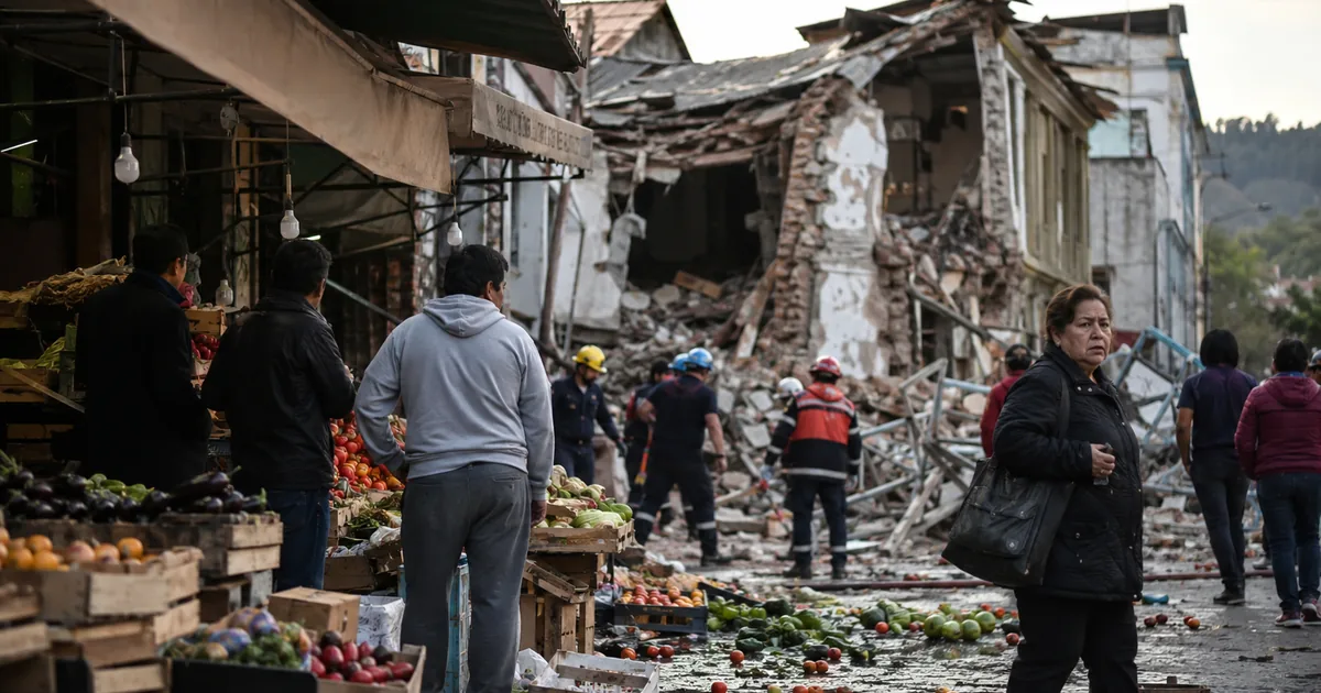 Güney Amerika sallandı: Şili'de meydana gelen depremde hayat felç oldu