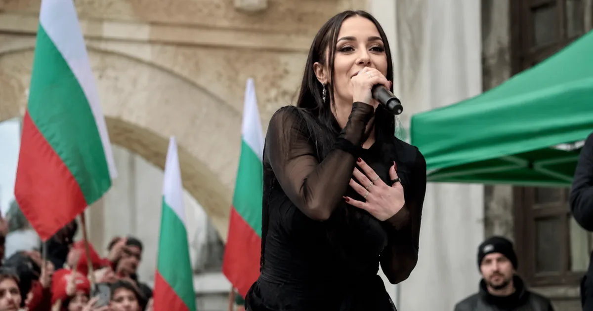 Eurovision 2026'da Bulgaristan'ı Temsil Eden Dara Kimdir?