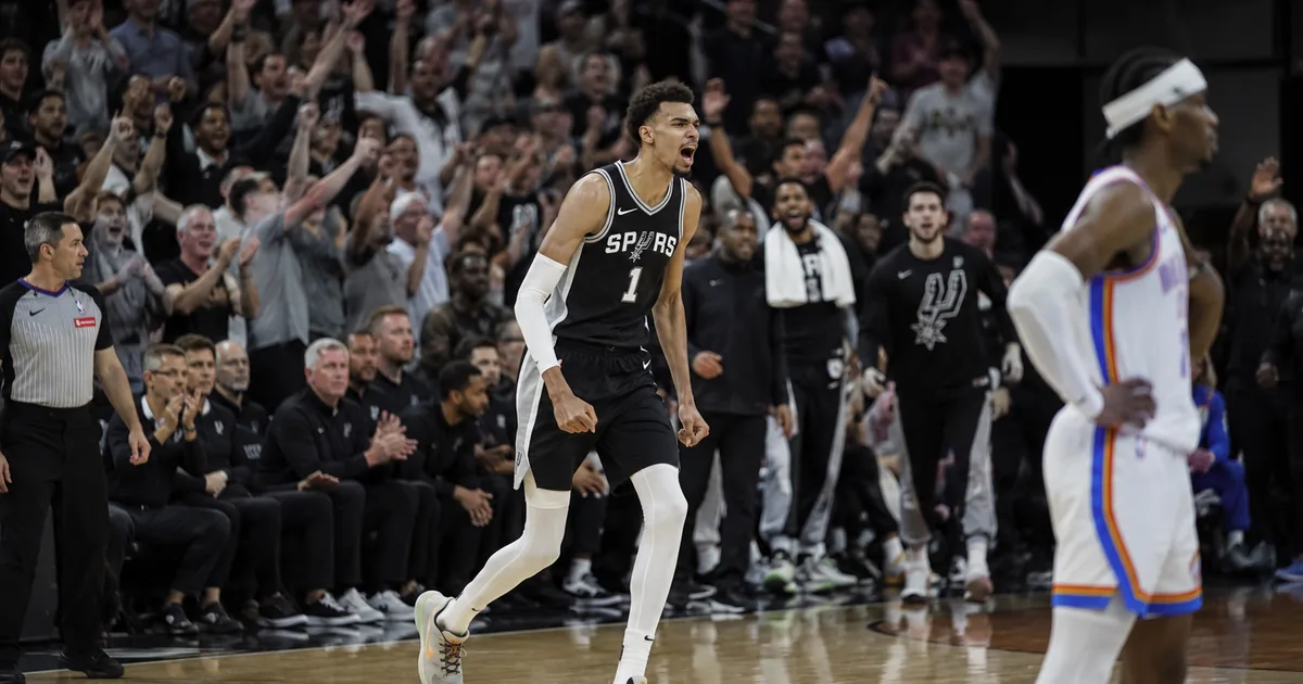 Spurs, Oklahoma City Thunder'ı 118-91 Mağlup Etti!