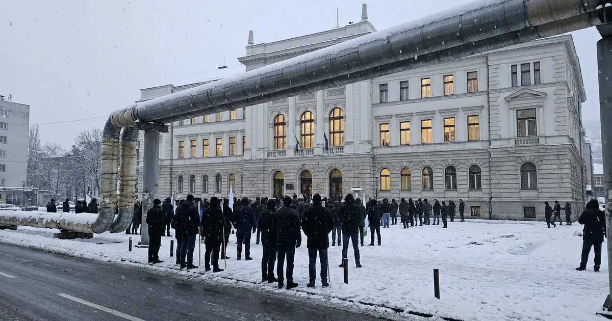 Zenica'da Isınma Krizi Sonrası Anlaşma: Yüzde 35 Zam Uygulanacak - Bosna Haber