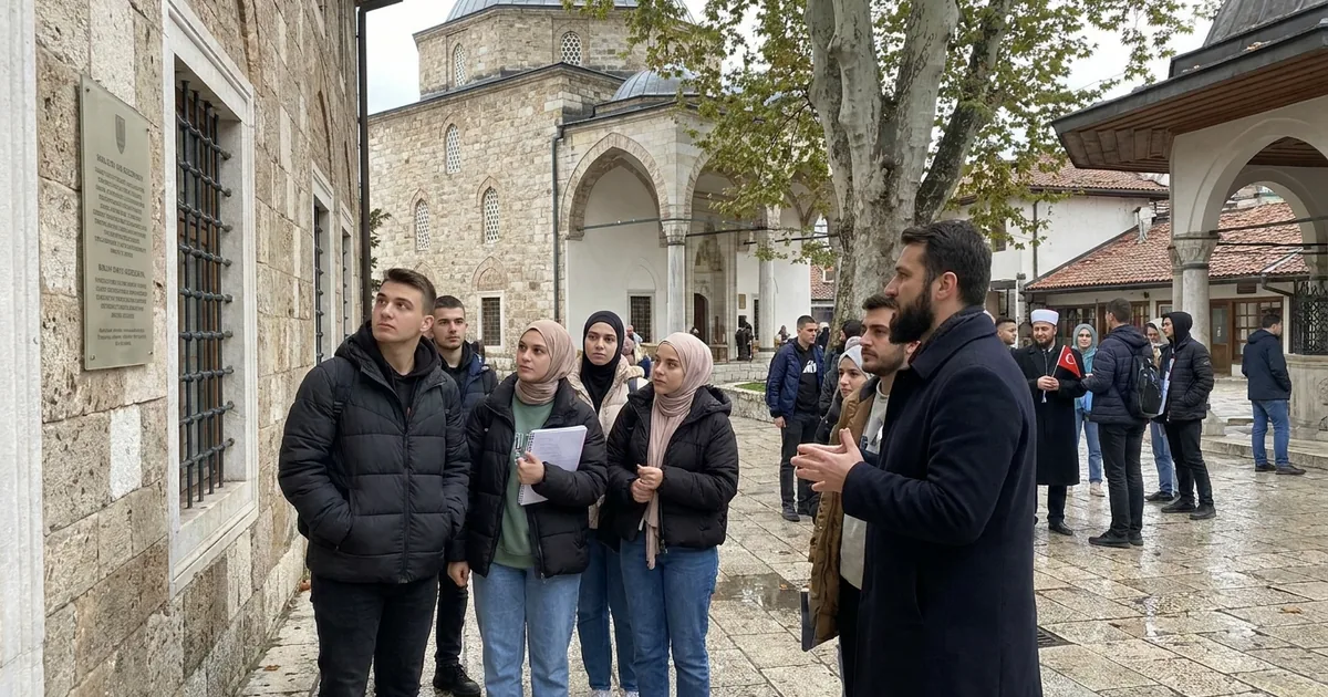 Makedonyalı Öğrenciler Türkiye'nin Vakıf Medeniyetini Keşfetti - Bosna Haber