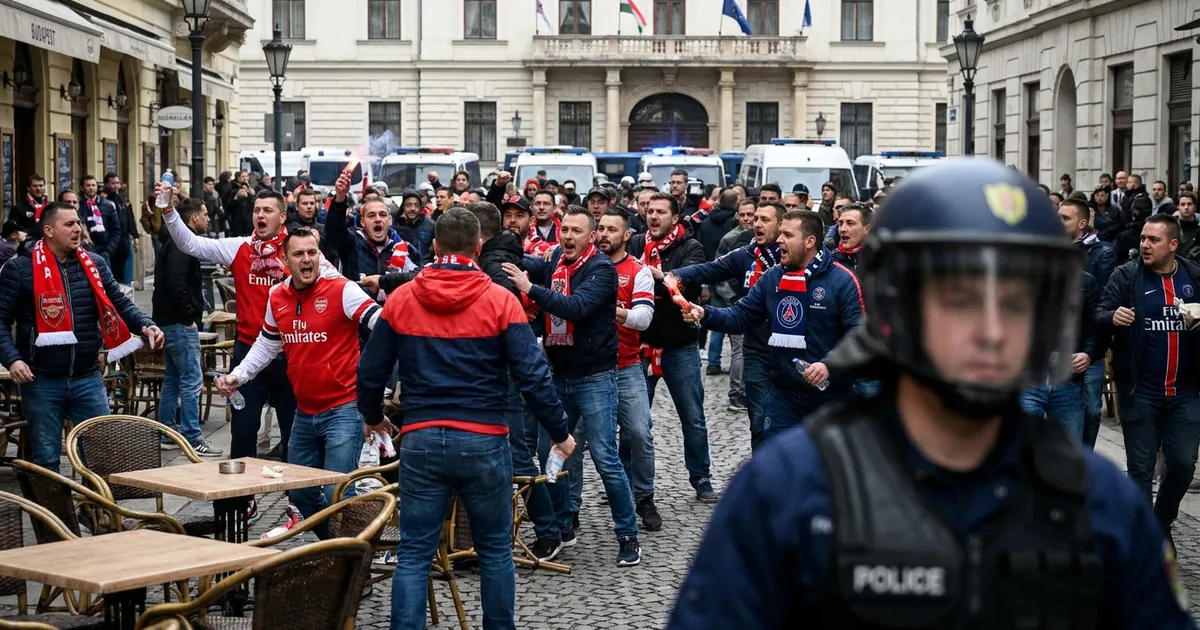 Şampiyonlar Ligi Finali Öncesi Budapeşte'de Arsenal ve PSG