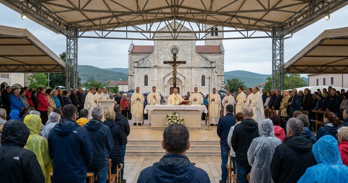 Međugorje'de dış altar yenilendi: İlk ayin yapıldı - Bosna Haber