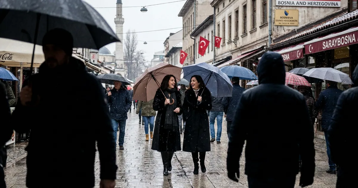 Elektra Elit ve kızı, Bosna Hersek'te kardeş gibi eğlendi